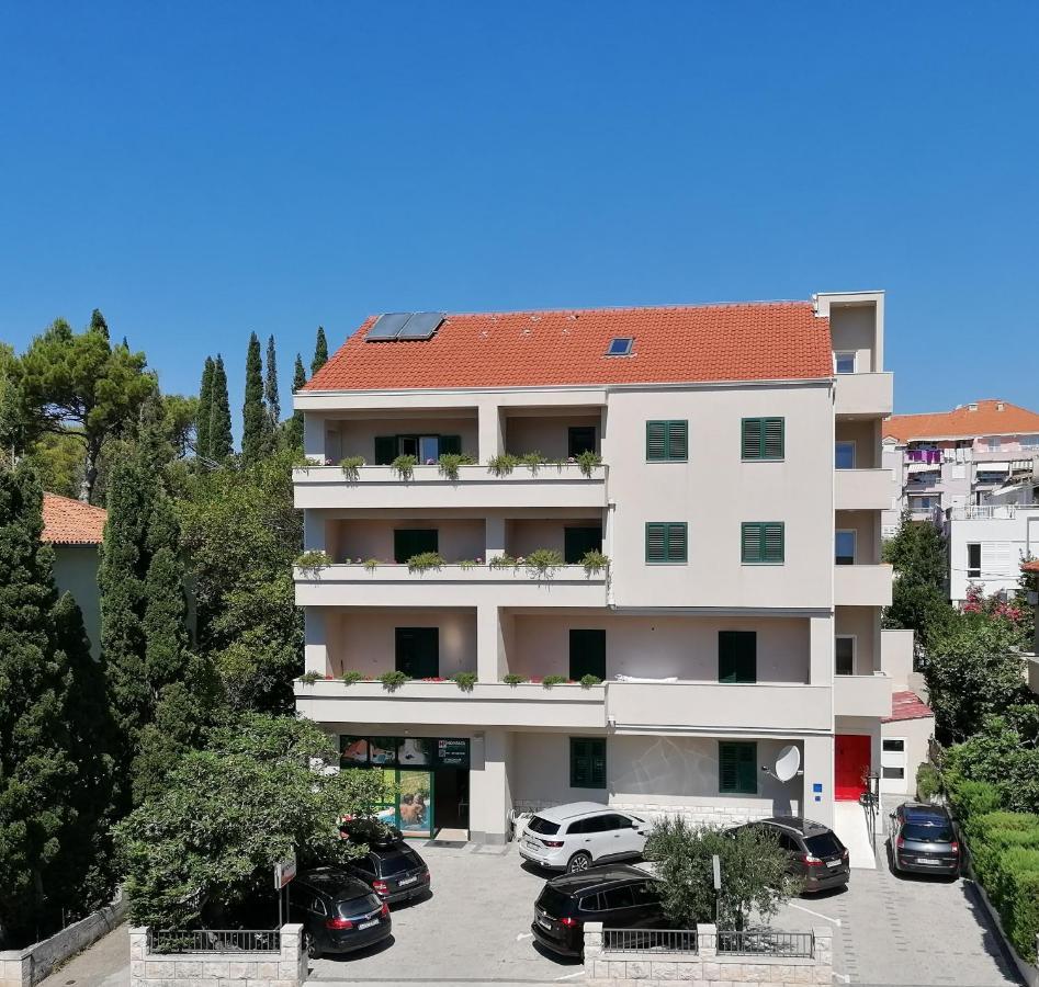 Apartments Smokva Makarska Ngoại thất bức ảnh