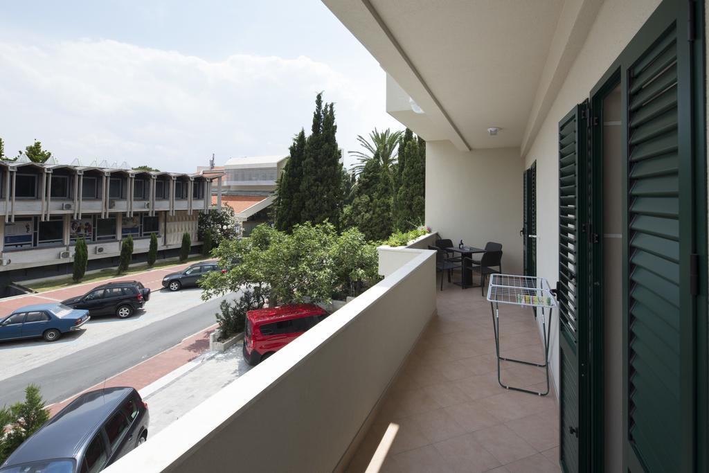 Apartments Smokva Makarska Phòng bức ảnh