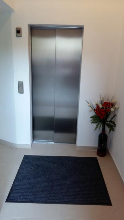 Apartments Smokva Makarska Ngoại thất bức ảnh