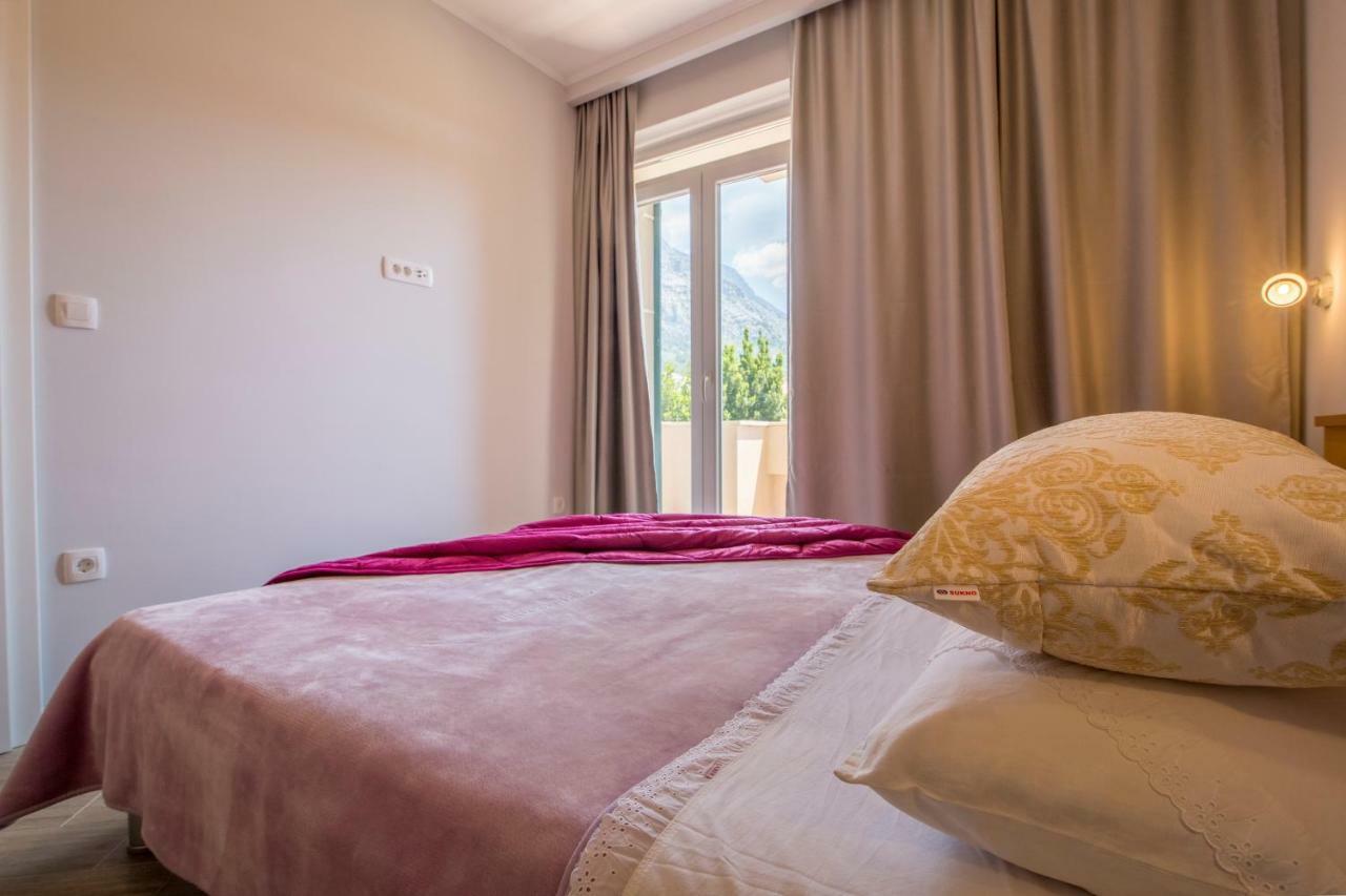 Apartments Smokva Makarska Ngoại thất bức ảnh