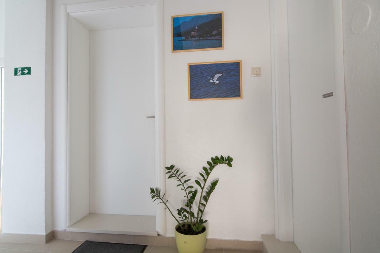 Apartments Smokva Makarska Ngoại thất bức ảnh