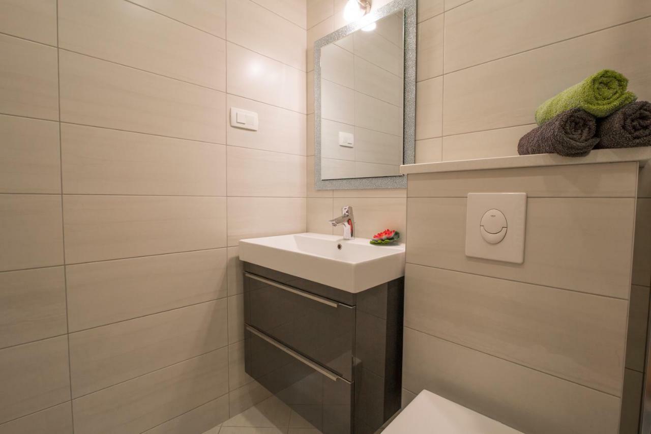 Apartments Smokva Makarska Ngoại thất bức ảnh