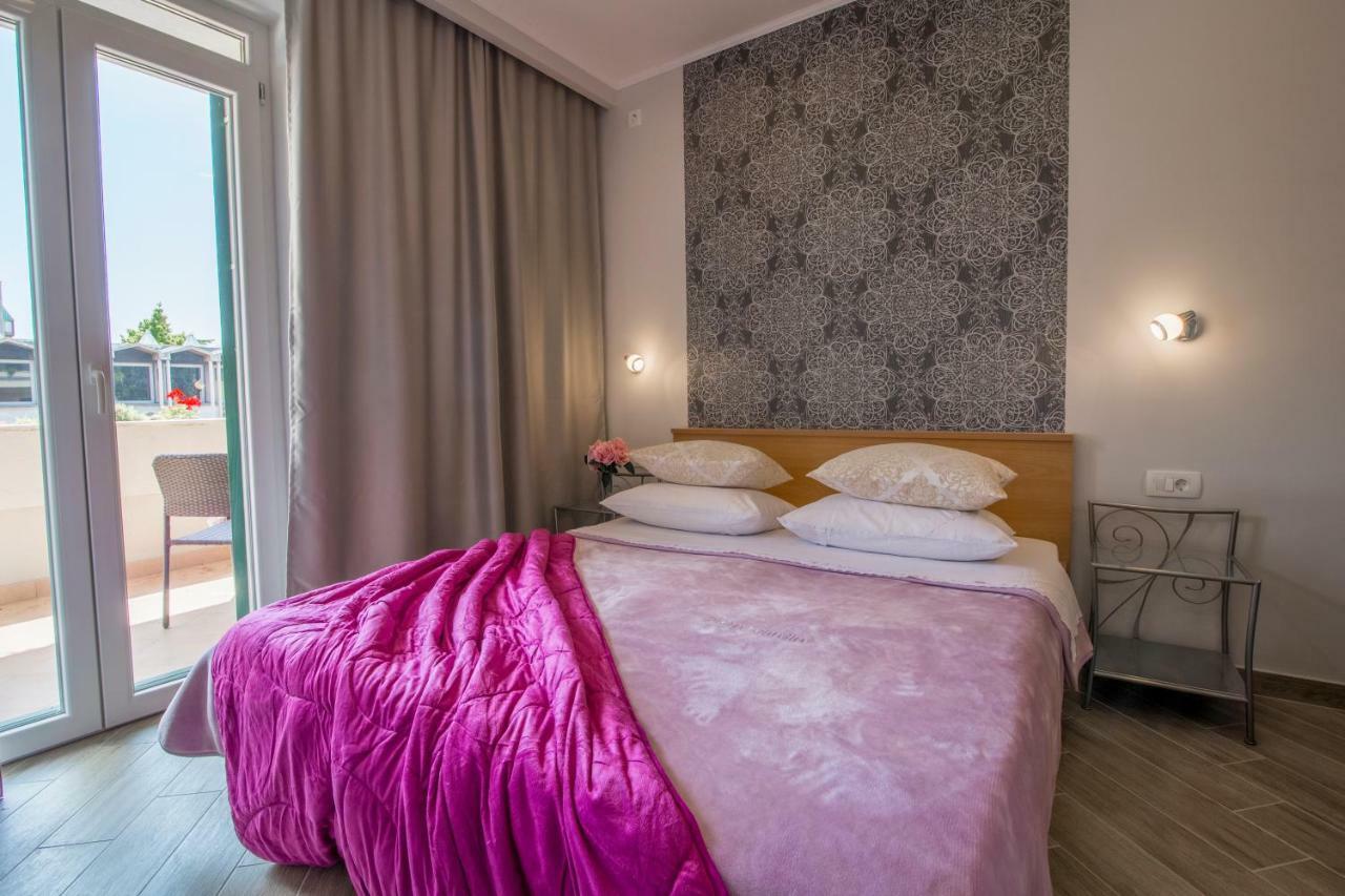 Apartments Smokva Makarska Ngoại thất bức ảnh